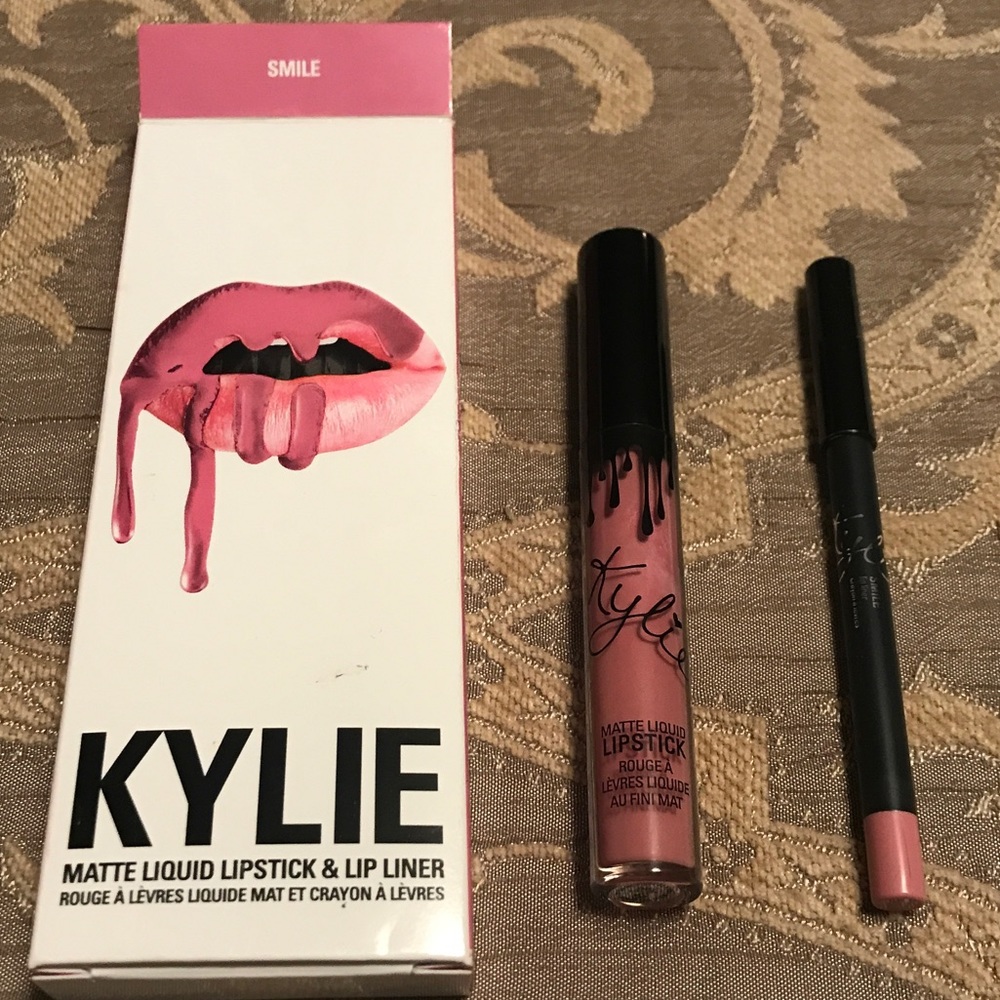 💯 Kylie Lip Kit Smile